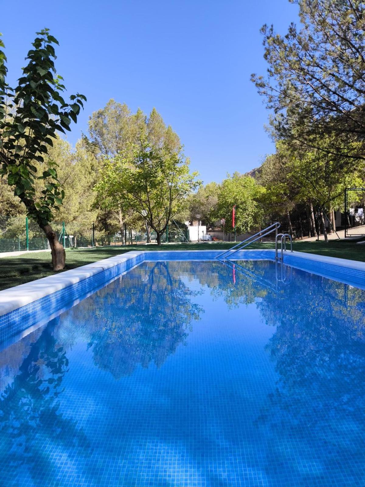 Centro De Ocio Alua Casa Rural Iznajar Lago De Andalucia Kültér fotó